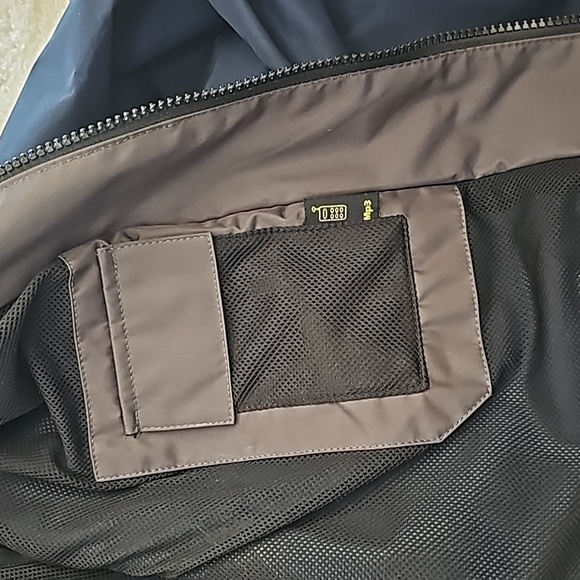 Jacket - Picture 7 of 8